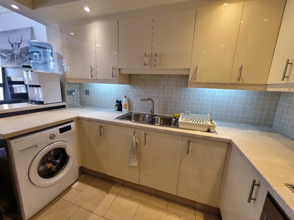 Furnished 1BR apartment low price - 20
