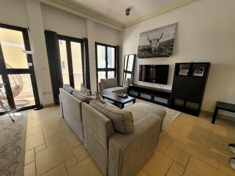 Furnished 1BR apartment low price - 15