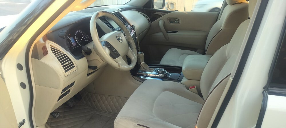 nissan patrol LE 2012 - 2