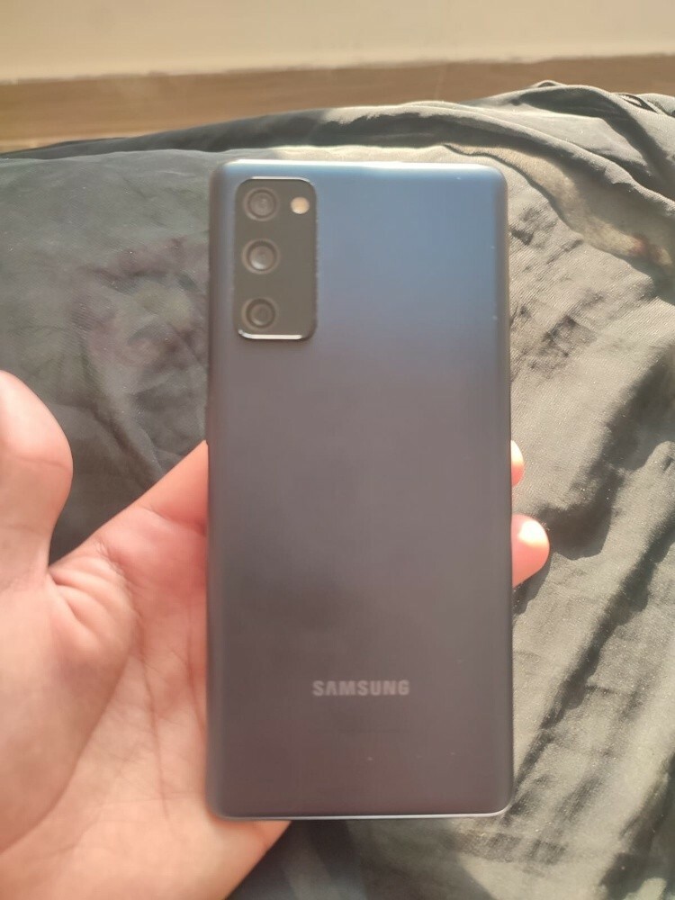 samsung s series  S20 FE 5G - 4