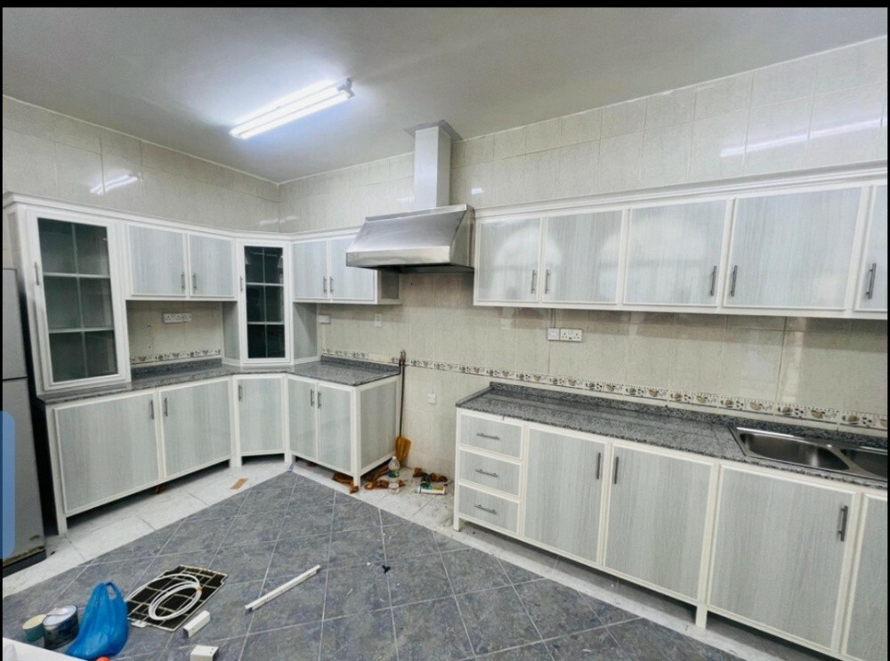 نقوم بركيب السيراميك والرخام
بأي - 3