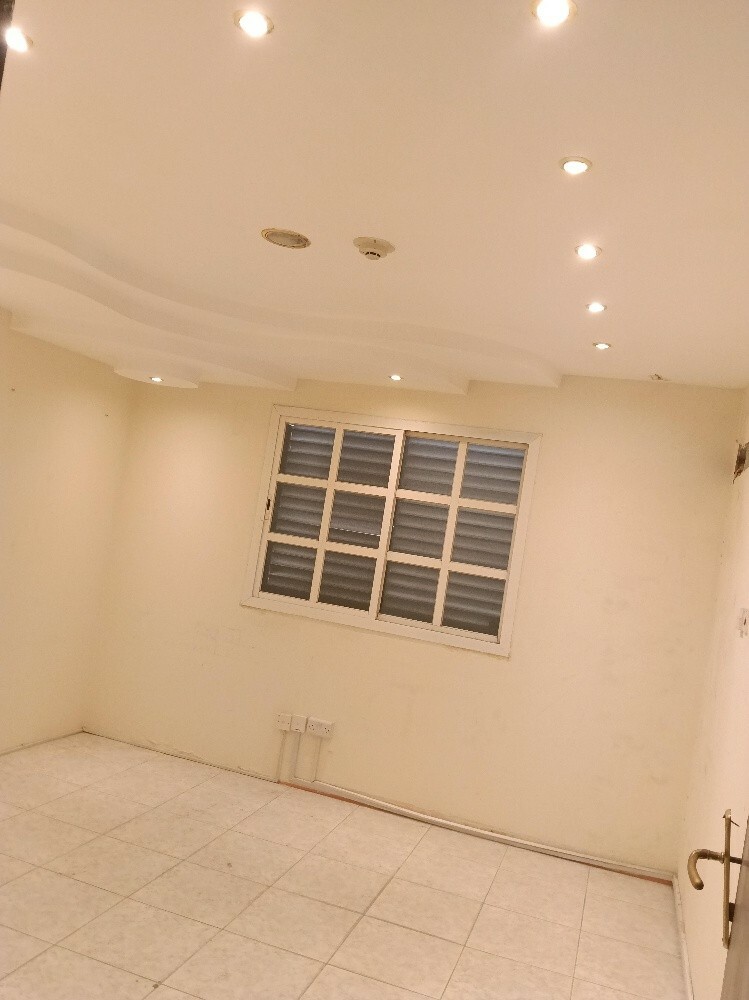 rent commercial offices Farousiy3 - 5