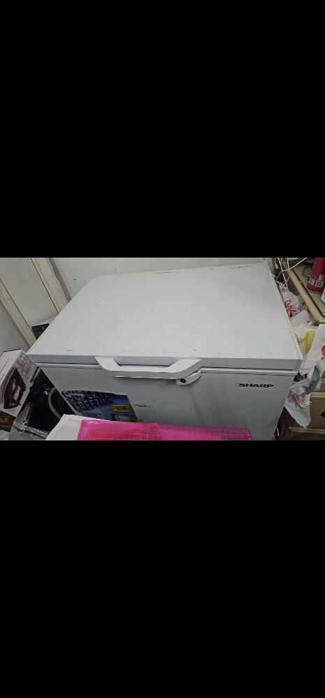 Sharp chest freezer - 3