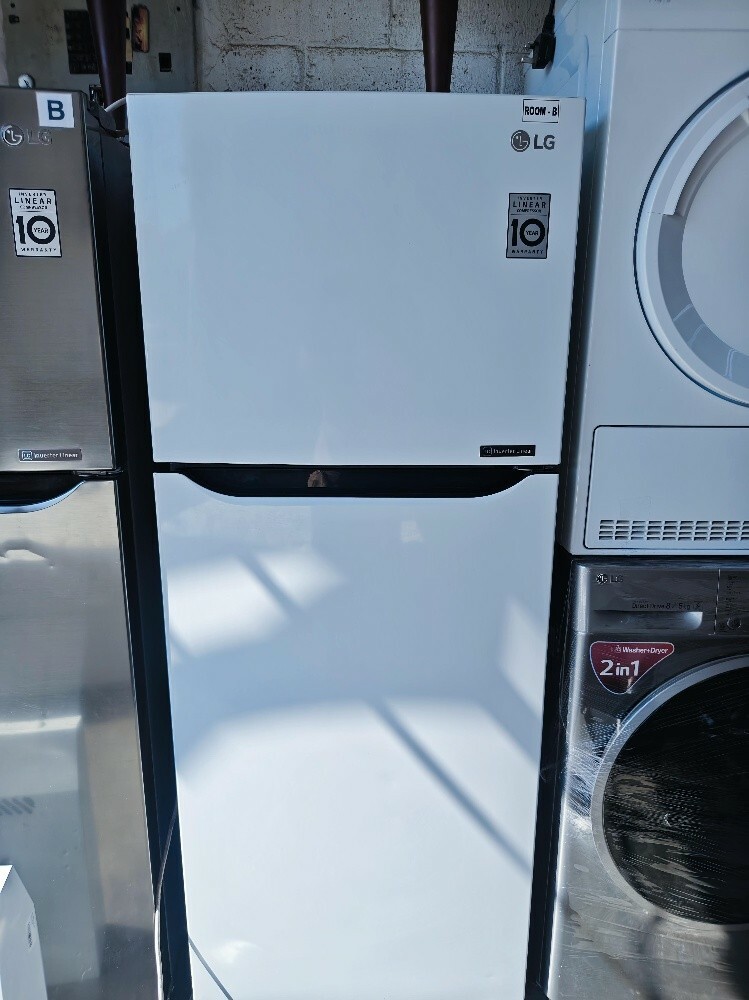 LG INVERTER FRIDGE for sell - 1