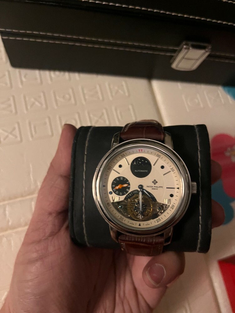 Patek Philippe - 1