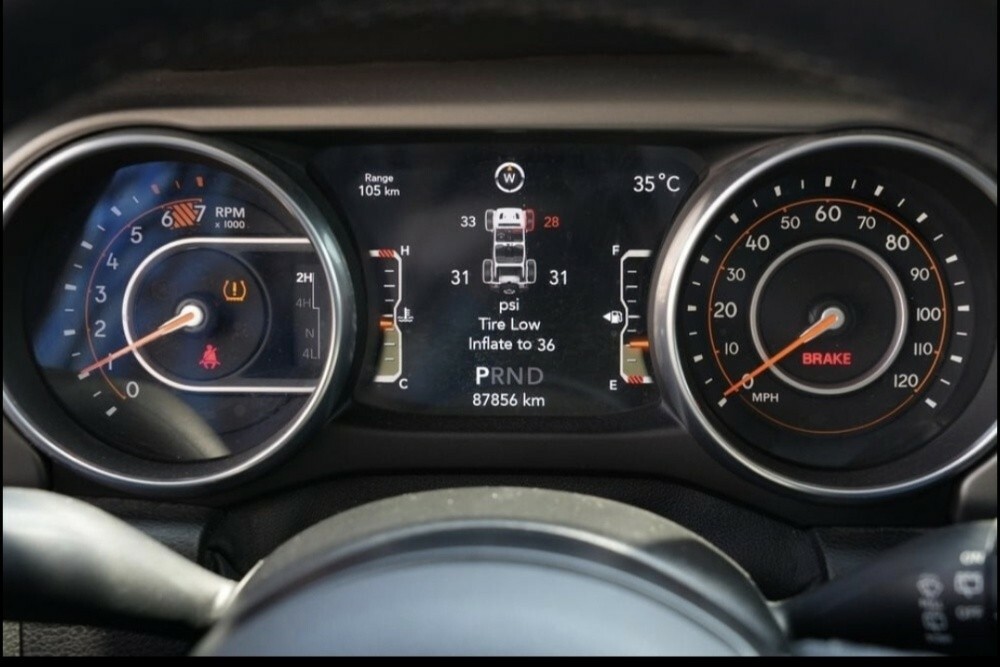 JEEP WRANGLER - 10