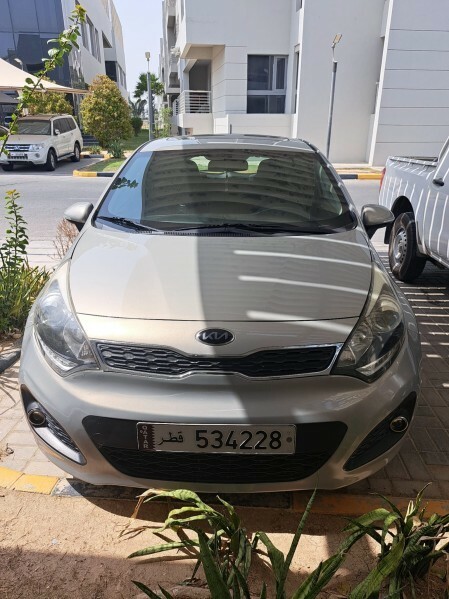 KIA RIO HATCHBACK FULL OPTION — photo 4 for sale in Qatar