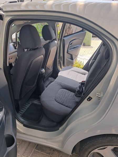 KIA RIO HATCHBACK FULL OPTION — photo 6 for sale in Qatar