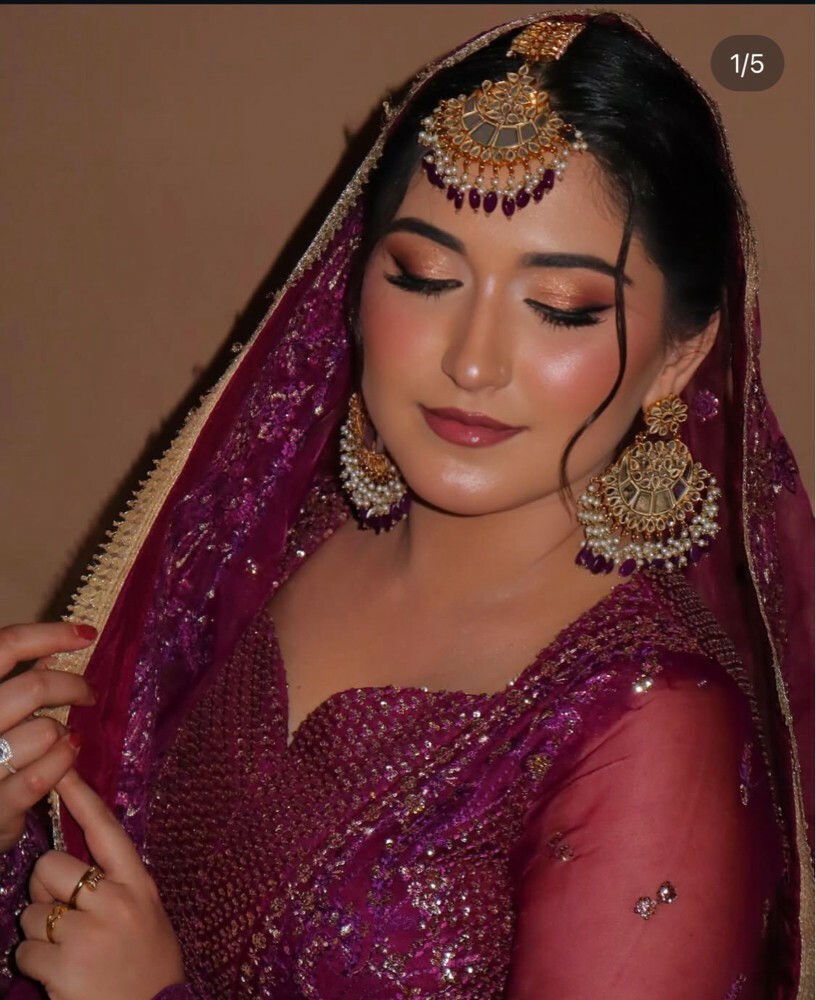 Pro makeup artist - 6