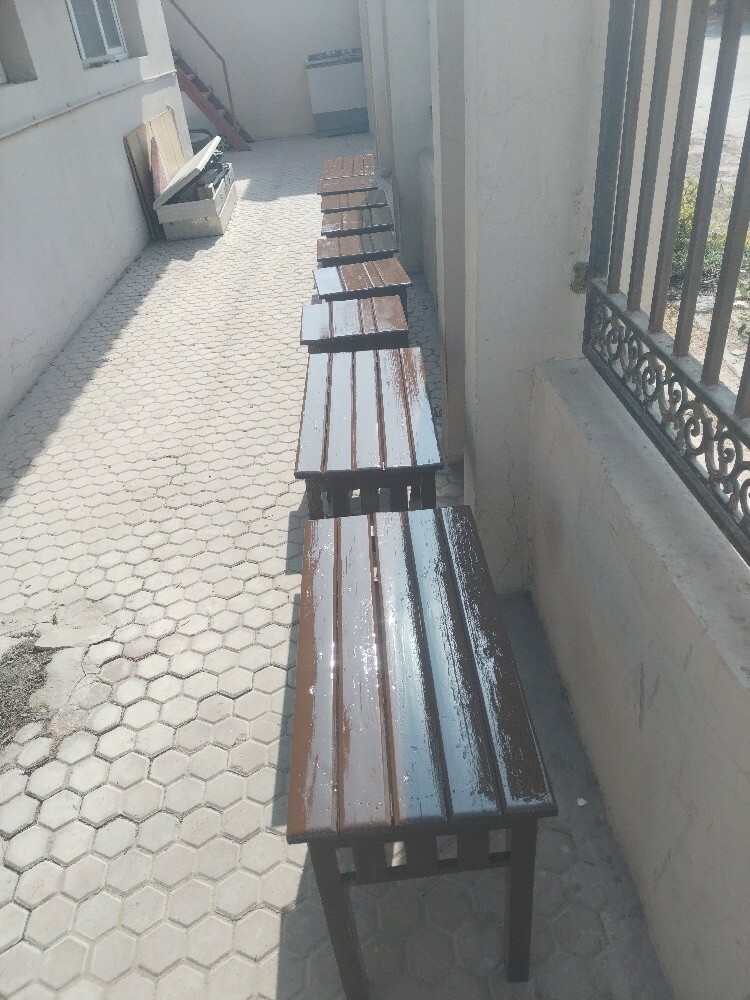 صبغ كراسي وطاولات خشب - 6