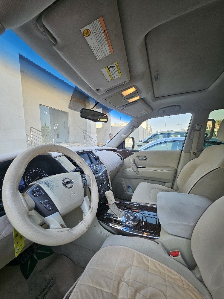 Nissan Patrol 2010 LE for sale - 5