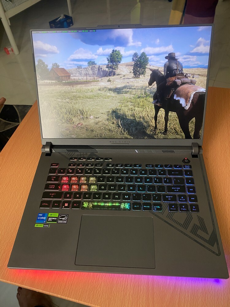 Asus Strix G16 Gaming Laptop - 1