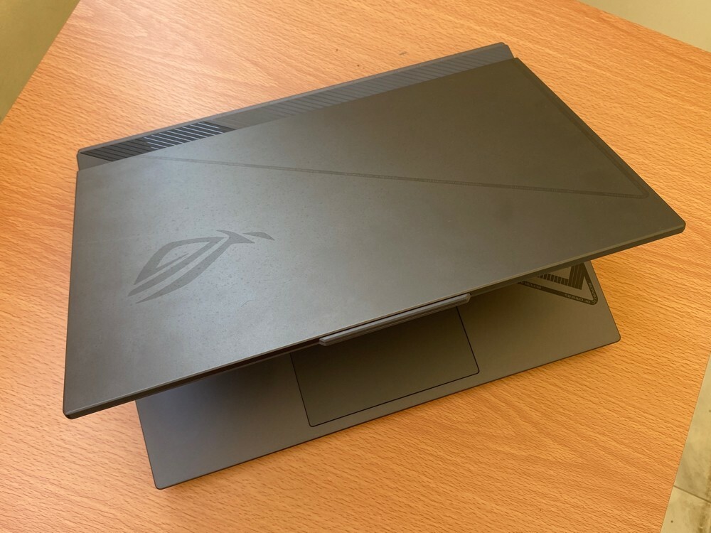 Asus Strix G16 Gaming Laptop - 4