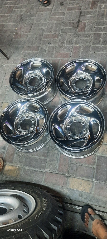 Hilux rim16size 7 inch - 4