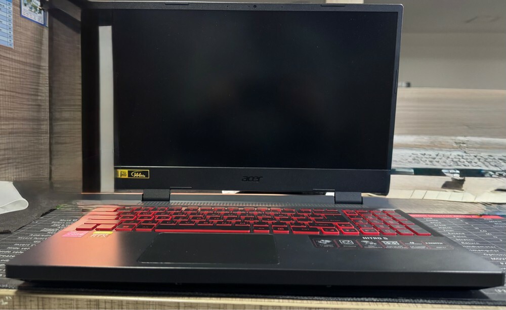 Acer Laptop No Scratch  - 6