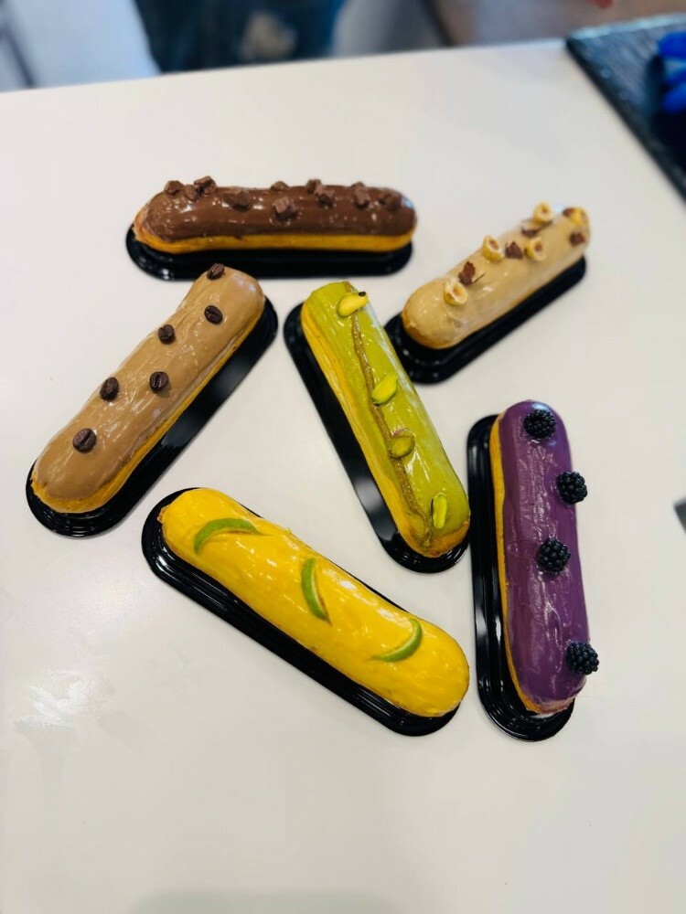 pastry chef - 12