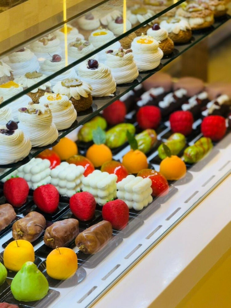 pastry chef - 17