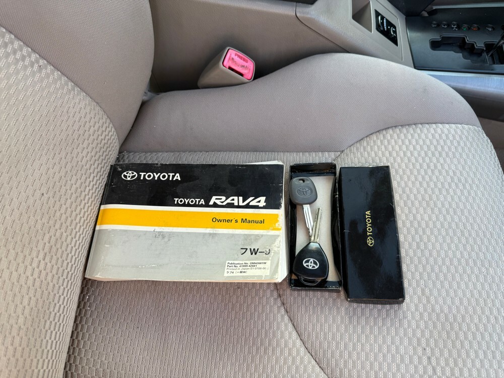 first owner Toyota RAV 4 - 12