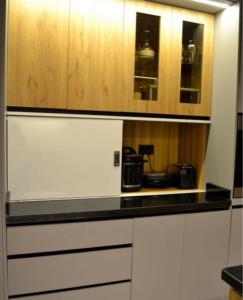 kitchen and wardrobe  - 10