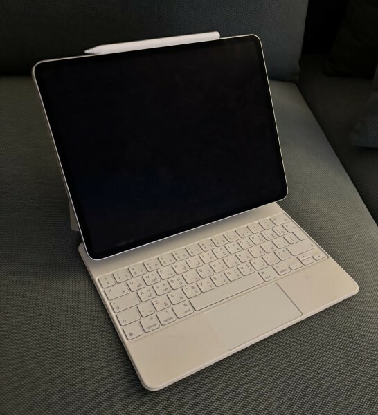 iPad - 1