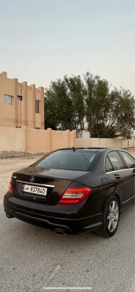 سي ٣٠٠ موديل ٢٠١٢ للبيع  - 4
