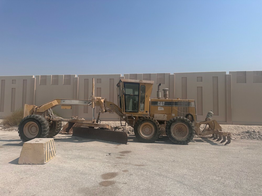 Grader and roller for rent - 2