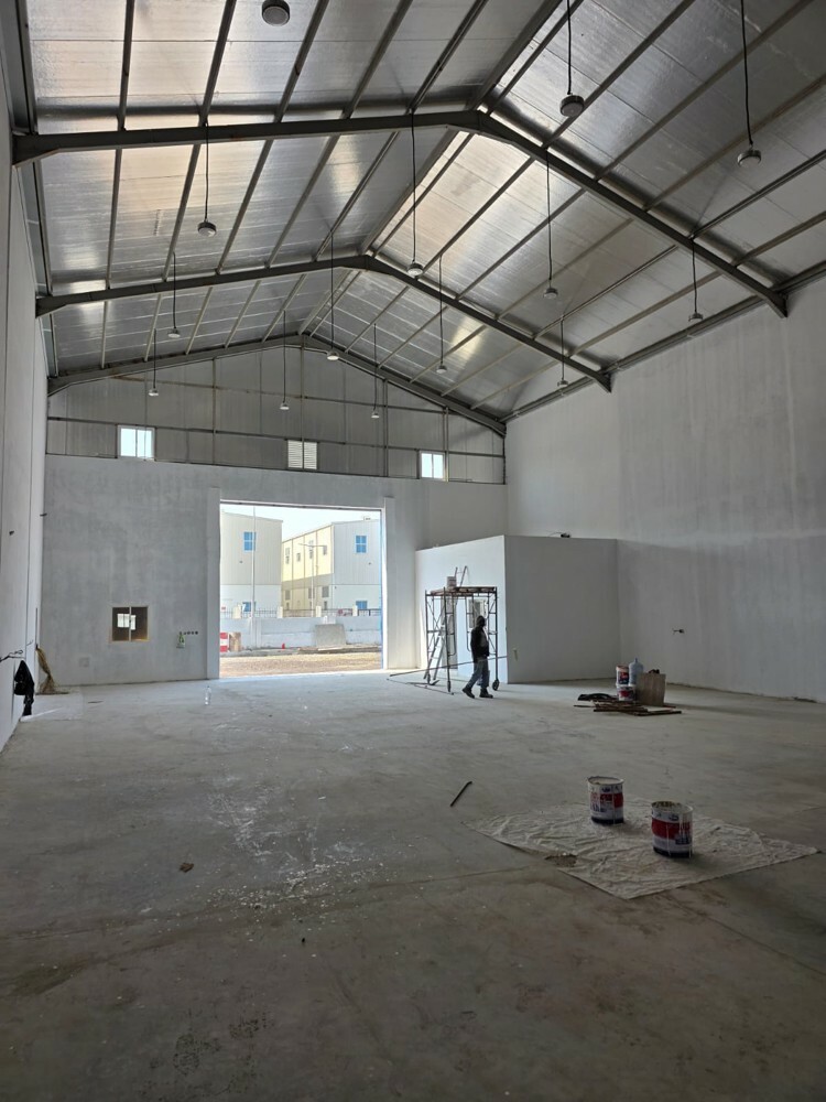 Store for rent in Birkat Al Awame - 4