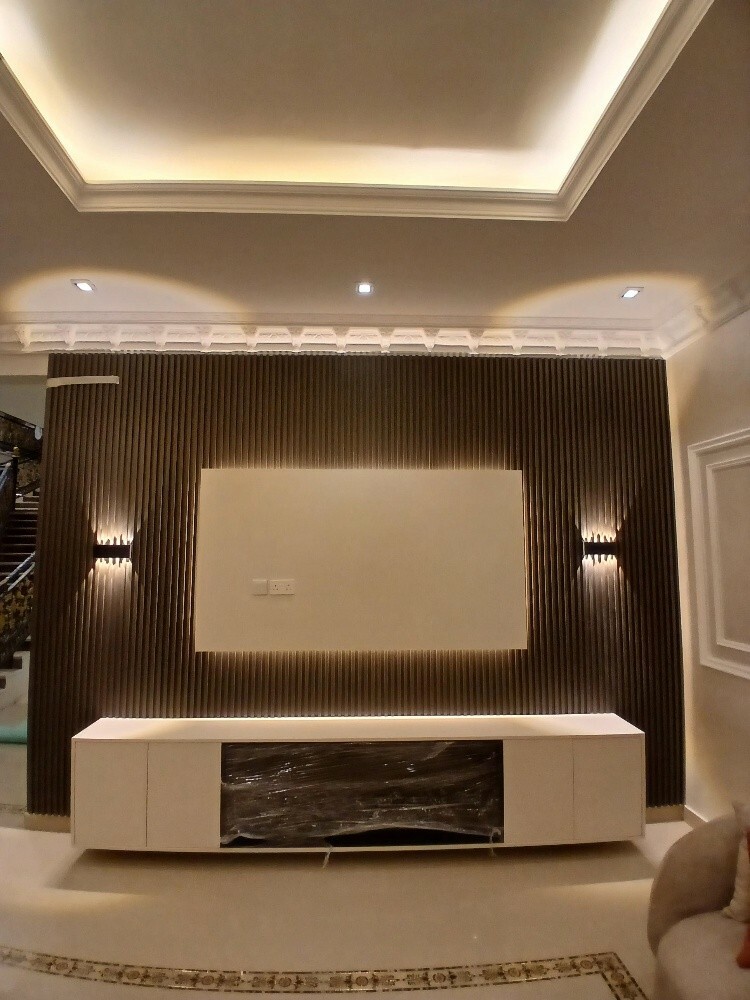 Tv decorations - 3