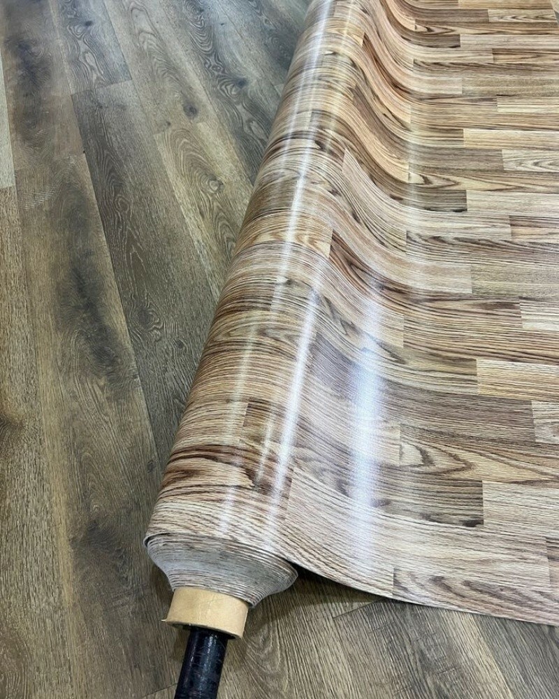 Plastic wallpaper and flooring. - 5