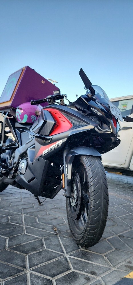 bajaj pulsar Rs200 - 1