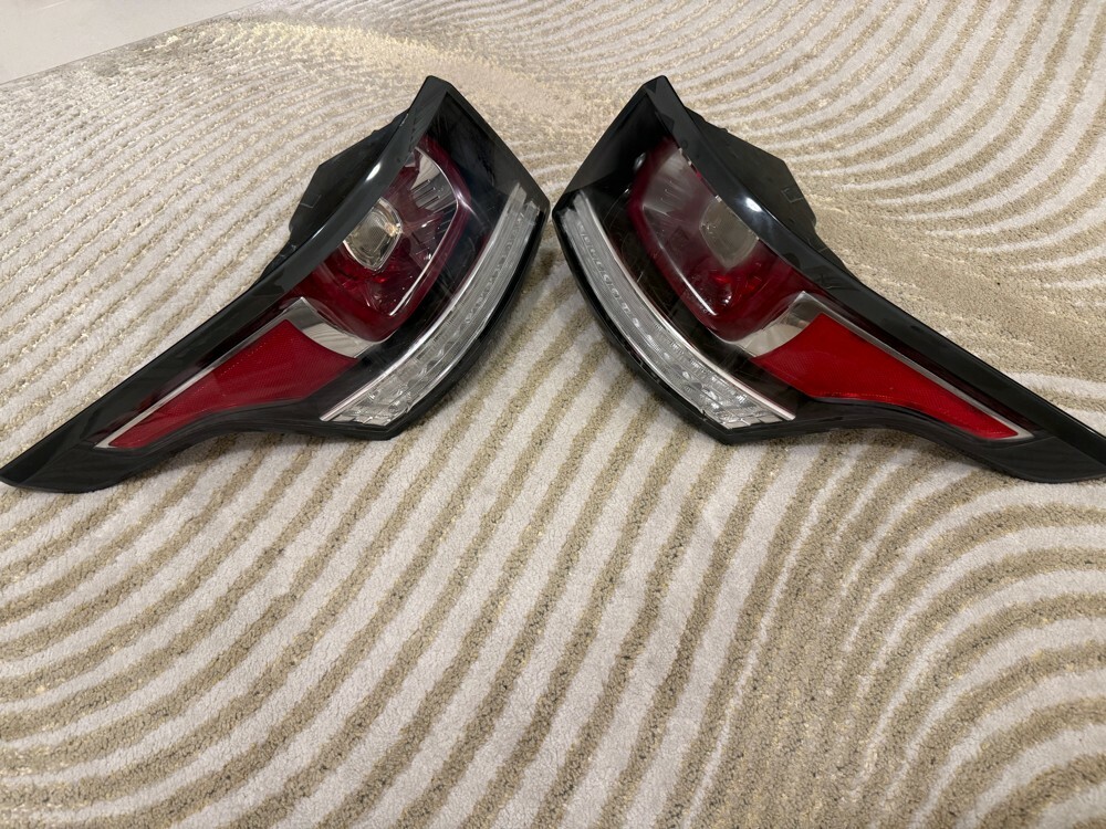 2 back lights   - 1