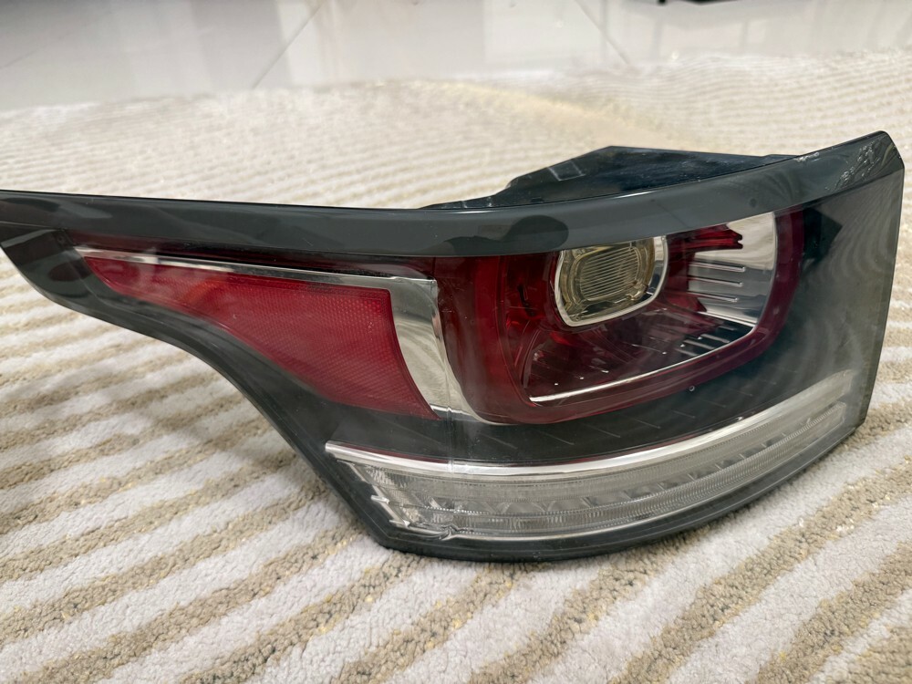 2 back lights   - 2
