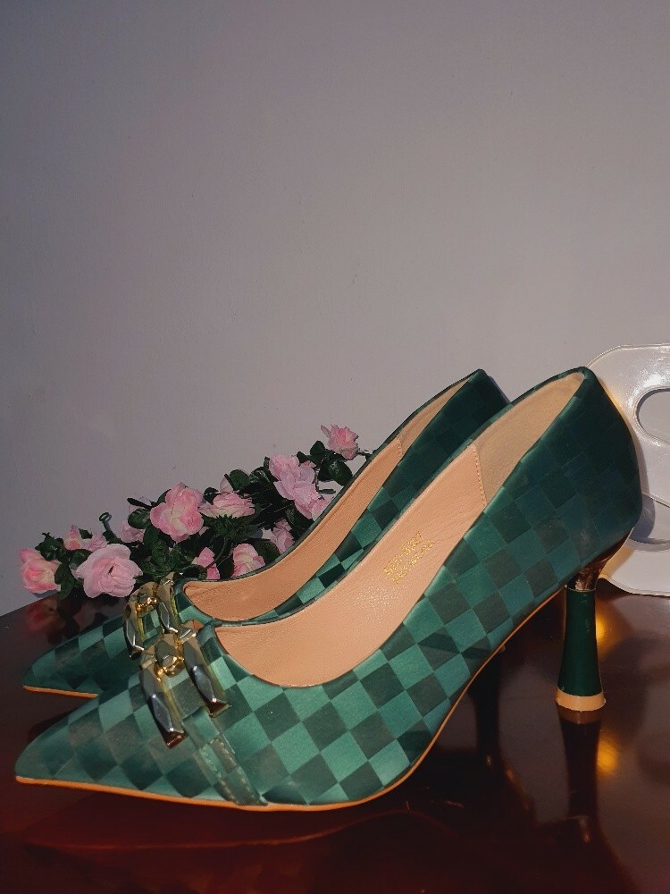 chic emerald green heels - 3