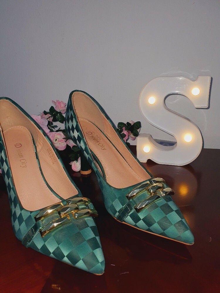 chic emerald green heels - 2