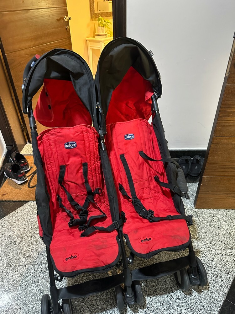 chicco twins stroller - 4