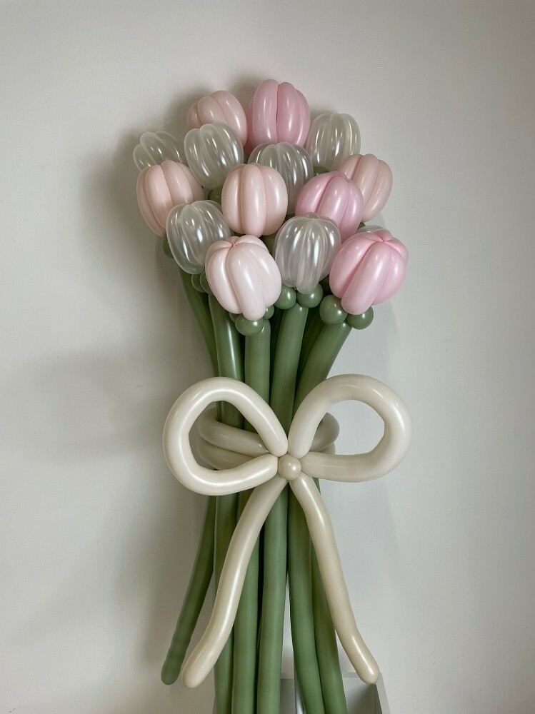 balloon twisting - 2