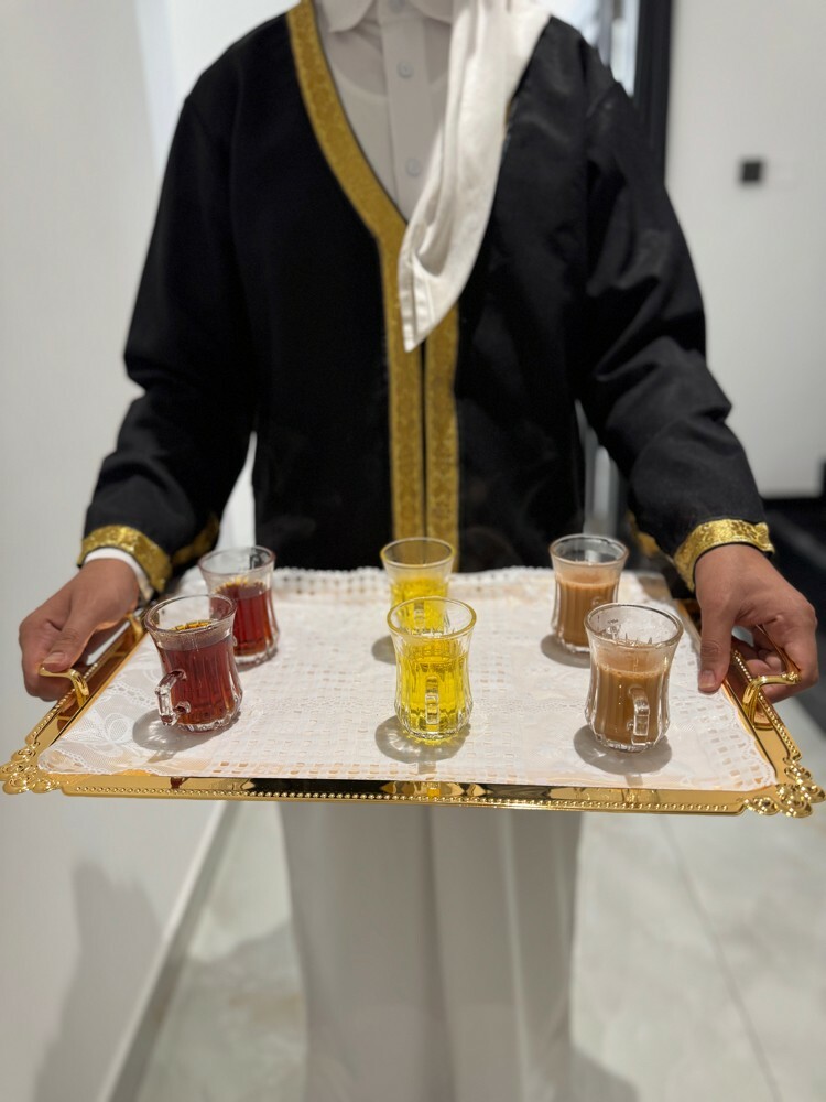 مقهوين - 1