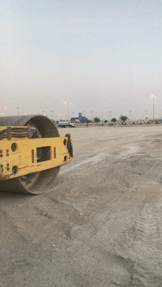 Grader and roller for rent - 8
