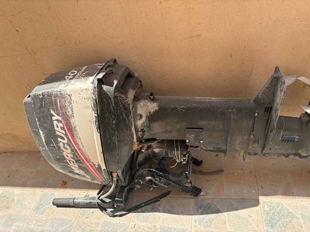 mercury 40 hp - 1