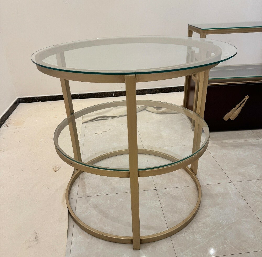للبيع طاولة فخمة - 1