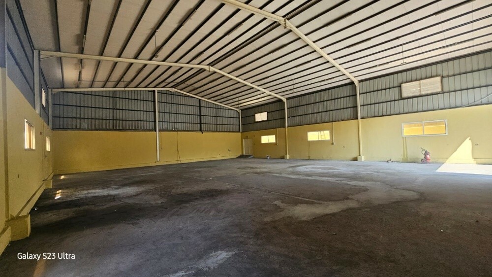 For rent, store in the pool of th - 1