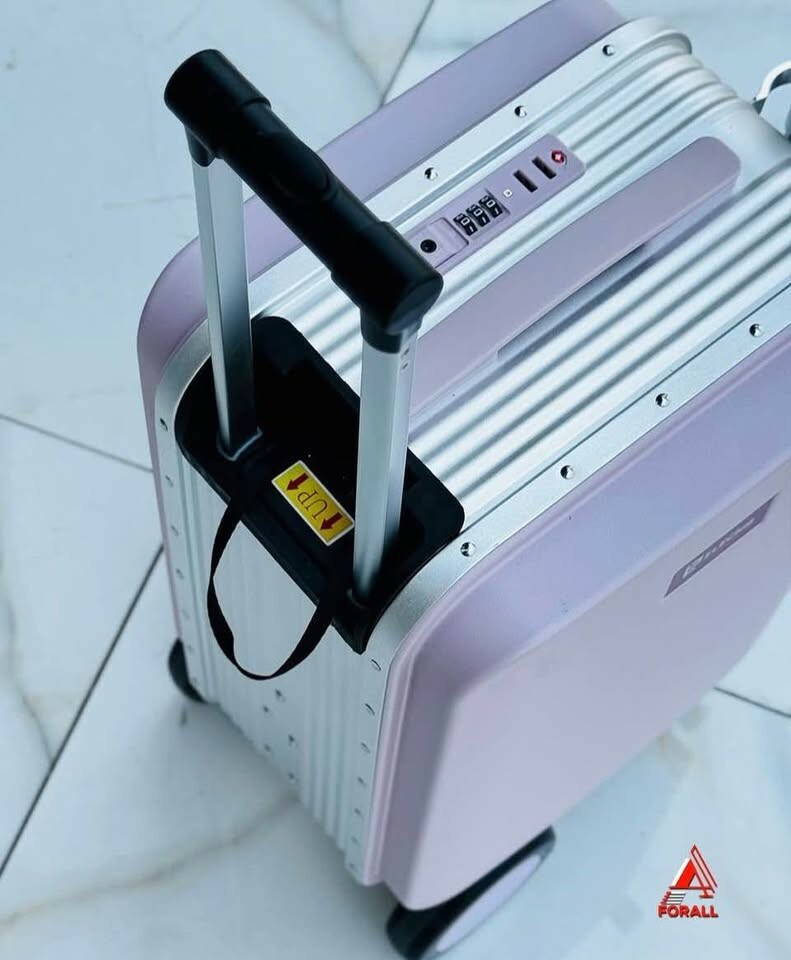 E LUGGAGE - 3