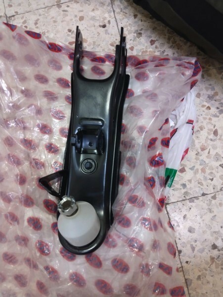 جميع قطع غيار نيسان بيك اب - 18