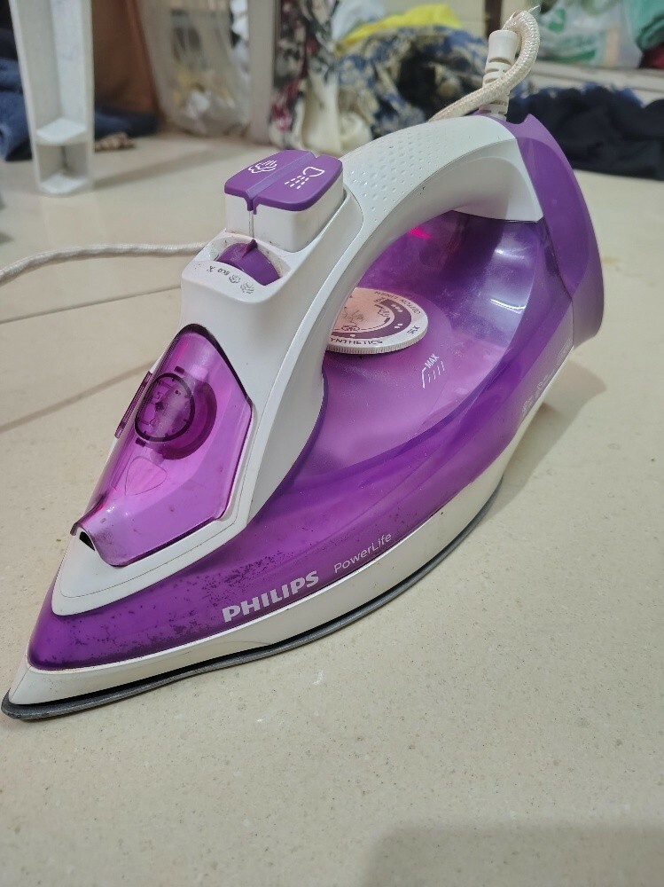 Philips Iron - 1
