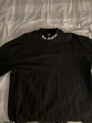 3 shirts 179 QR negotiable price - 2