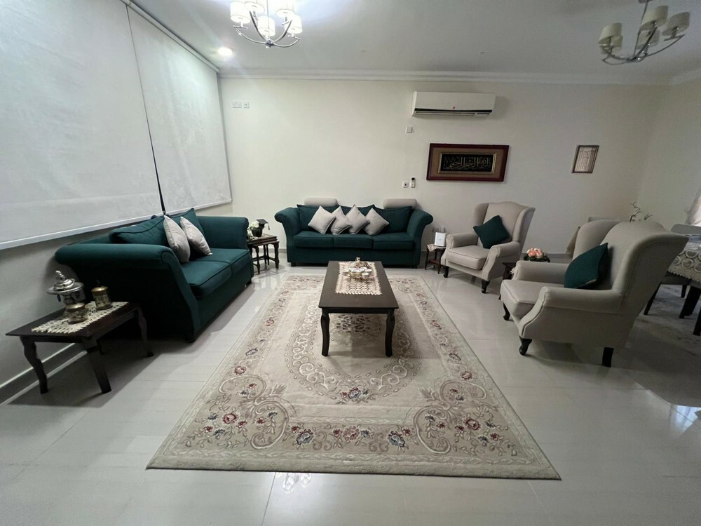 sofa ———  - 6