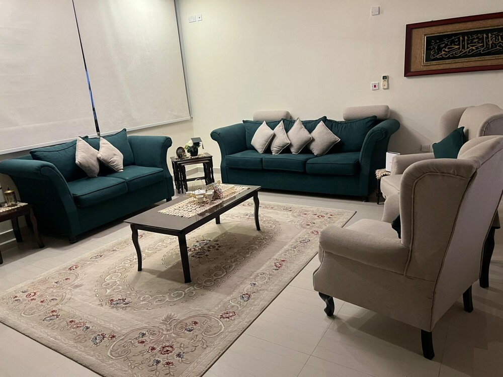 sofa ———  - 5