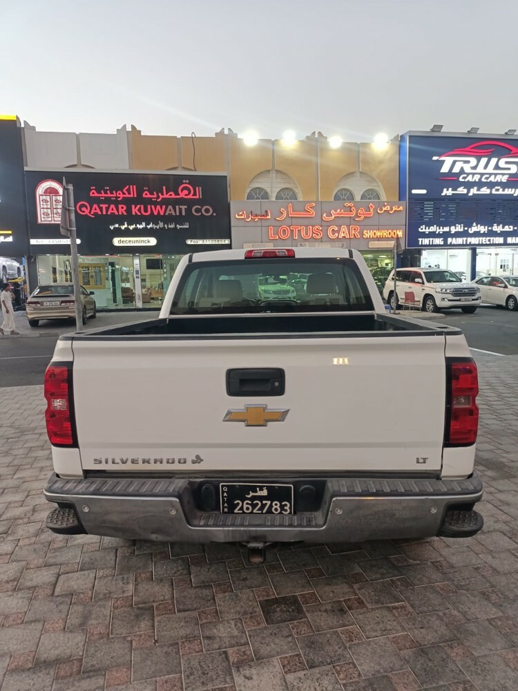 SILVERADO Lt km180000 — photo 2 for sale in Qatar