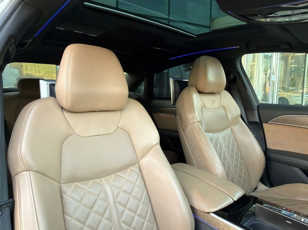Audi A8 55 TFSI Quattro 2019 — photo 7 for sale in Qatar