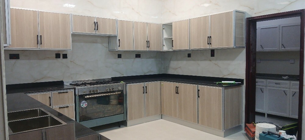 Kitchen cabinet - 10